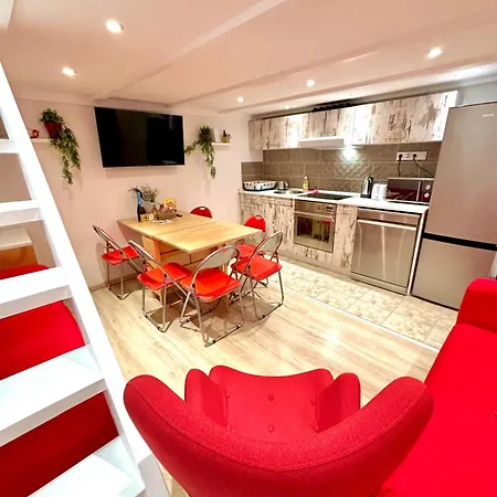 Apartment Mega